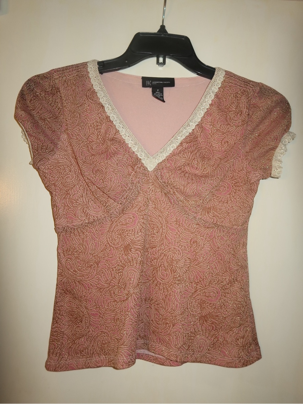 INC International Concepts Pink Paisley Cap Sleeve V-Neck Top with Cream Trim